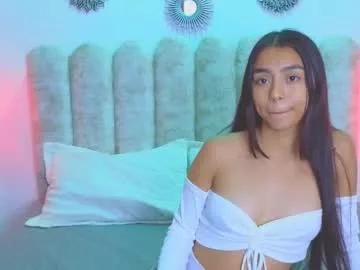 lanna_brunette on Chaturbate