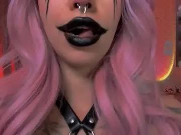 leylanoir on Chaturbate