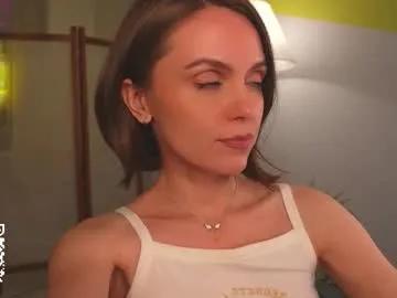 lil_fleur on Chaturbate