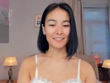 lora_lifelover on Chaturbate