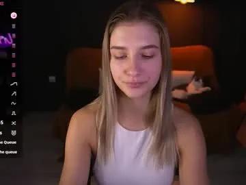 lovelyspacee on Chaturbate