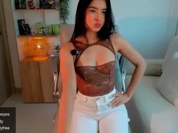 lucia_sandy on Chaturbate