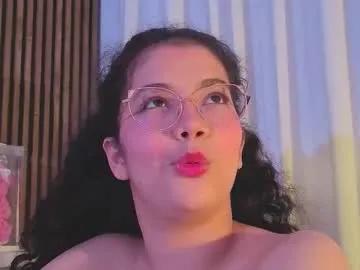 luna_rosse__ on Chaturbate