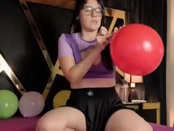 magiarias on Chaturbate