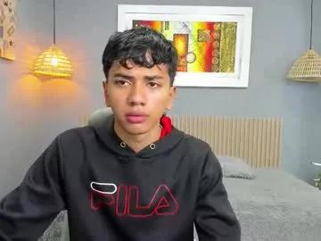 markbowie on Chaturbate