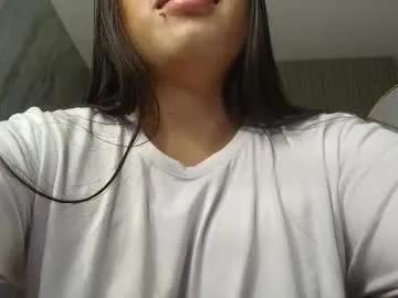 martina1_r on Chaturbate