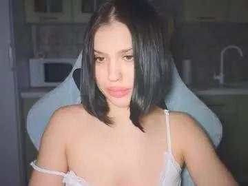 mia___lunaa on Chaturbate