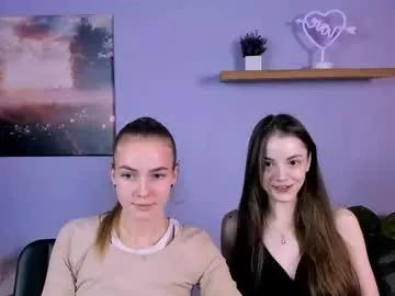 mia_starrr_ on Chaturbate
