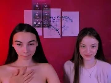 mia_starrr_ on Chaturbate