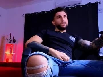 mightyaaron on Chaturbate