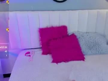 mila_hank on Chaturbate