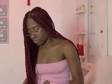 mila_n_max on Chaturbate