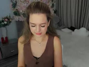 miraclecurly on Chaturbate