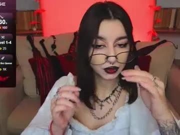 mistress__marcelline on Chaturbate