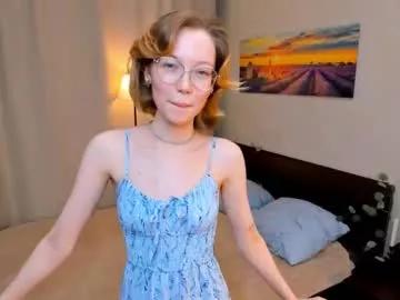 moirebroady on Chaturbate
