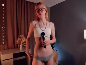 moirebroady on Chaturbate