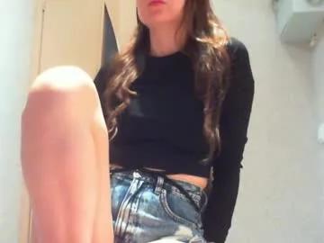 momentbeforedown on Chaturbate