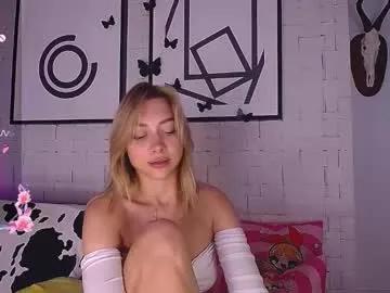mynameisnikki_ on Chaturbate