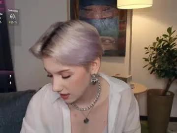 nakishacroshaw on Chaturbate