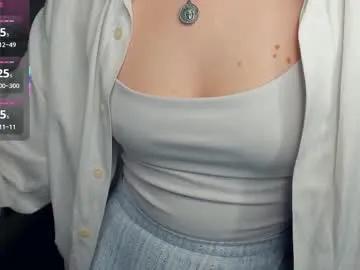 nakishacroshaw on Chaturbate