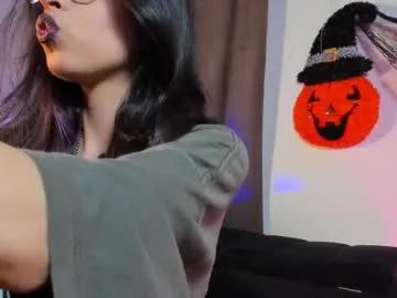 nanakodollx on Chaturbate