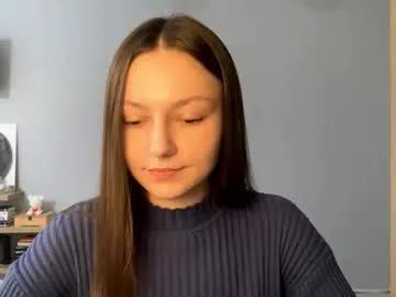 next_fantasy_bb — GOAL: Dance a little bit moree [63 tokens remaining] Welcome to my room! #shy #teen #cute #nonude #new