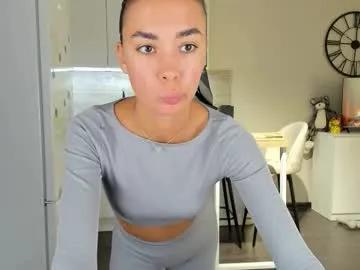 nilliluv on Chaturbate