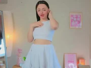 oliviakis on Chaturbate