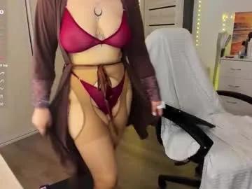 ophelia_mm on Chaturbate