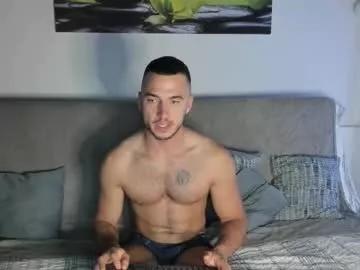 paulblack021 on Chaturbate