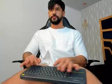 petesevans_1 on Chaturbate