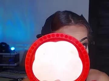 queenvalentinats on Chaturbate