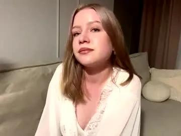 rachellegentile — GOAL -  squeeze boobies to make nipp harder Hi CB! I'm Alice! #new here, #18 y.o and little #shy #blonde #petite [2 tokens remaining]