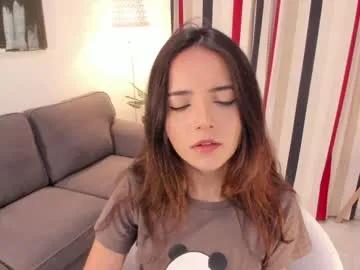 raychell_black on Chaturbate