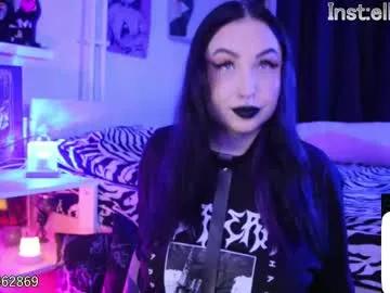 razor_claw on Chaturbate