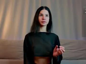 rinacain on Chaturbate