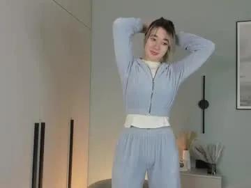 rosanaiwaoka — am i drive your mind crazy if we remove bra under zip?.      #new #blonde #young #bigboobs #tall [0 tokens remaining]