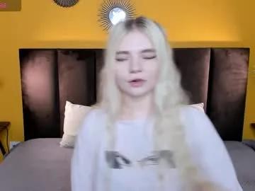 ruthbryant — ahegao face + suck fingers close up [8 tokens left] new girl for your pleasure #submissive #deepthroat  #daddysgirl #blonde #ahegao