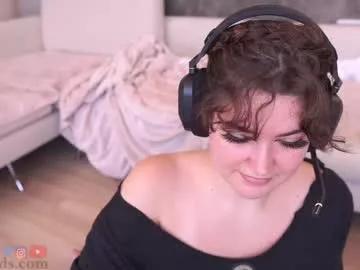 serareads on Chaturbate