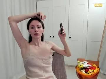 snowww_white on Chaturbate