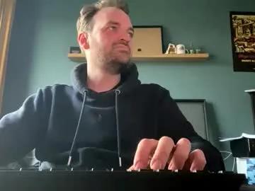 stonednboner on Chaturbate