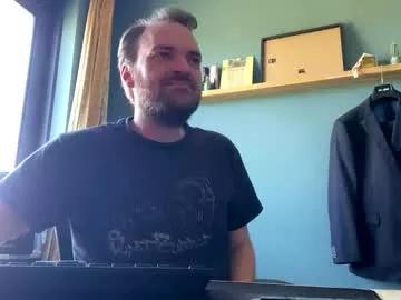 stonednboner on Chaturbate