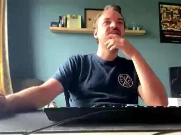 stonednboner on Chaturbate