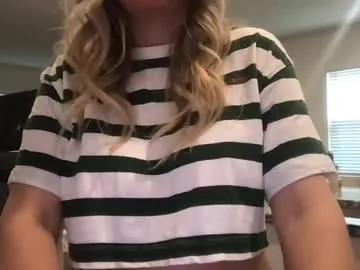 texas_blonde — CrazyTicket: Voyuer bj  show, flash requests when you come in , FREE VIDS just ask how, 85 tkn flashes, looking for anyone that has land to hunt in TX :D