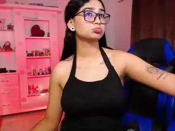 thalia_066 on Chaturbate