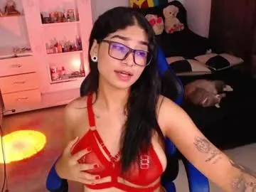 thalia_066 on Chaturbate