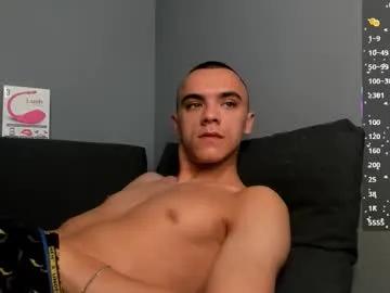 thomas_johnnson on Chaturbate