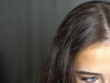 tinyxstar on Chaturbate