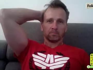 tomhardic on Chaturbate