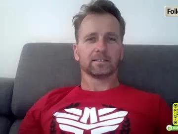 tomhardic on Chaturbate